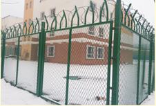 乌市沙区点石爱多第五幼儿园钢板网浸塑护栏2016年12月